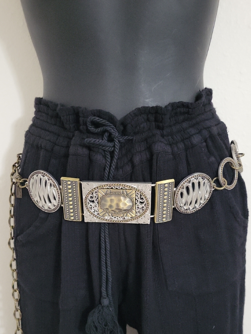 Chico's Metal Concho Medallian Chain Link Belt